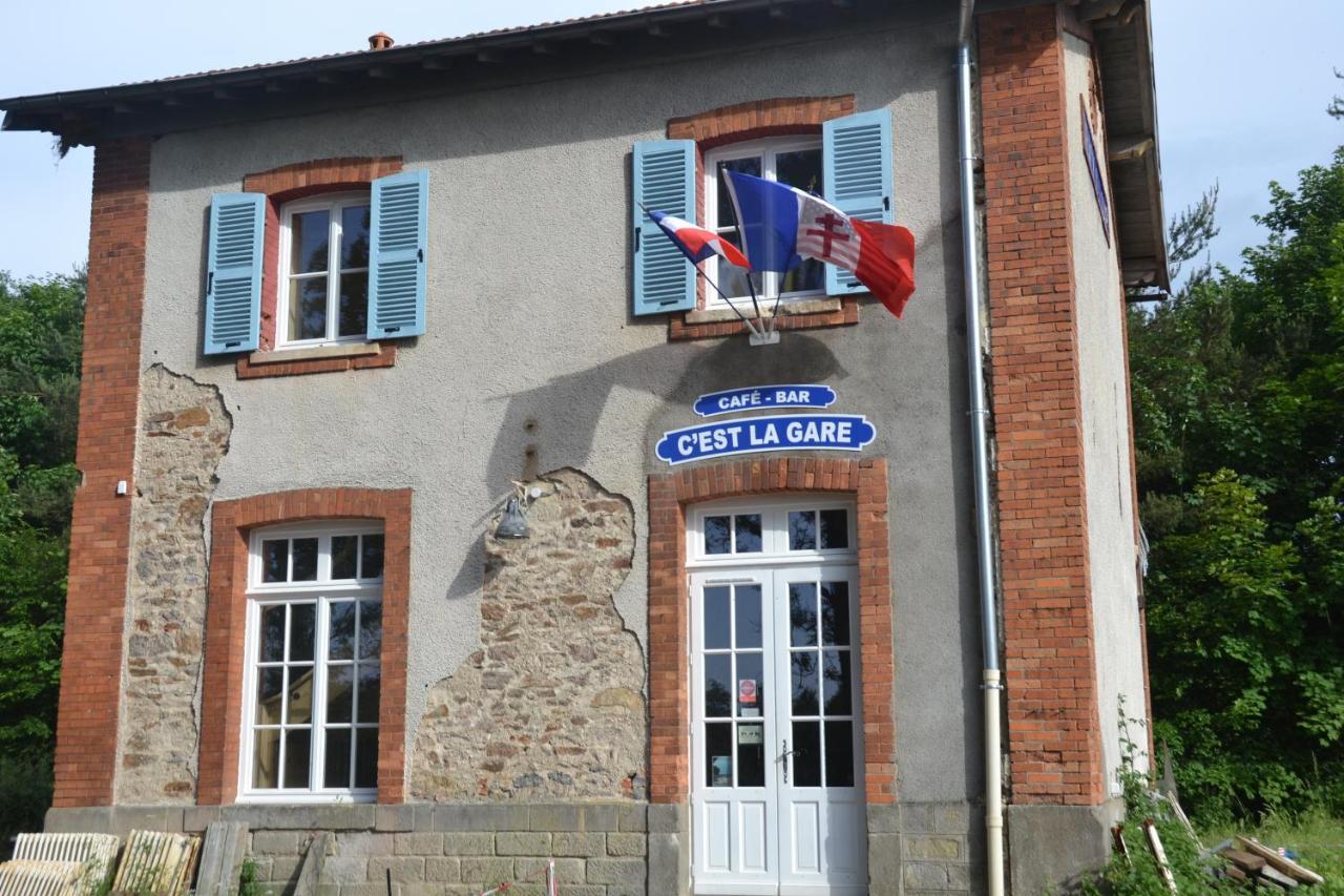 Le Train Des Reves Hotel Dracy-Saint-Loup Esterno foto